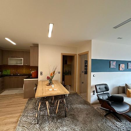 Urban Apartment Amaliada Ngoại thất bức ảnh