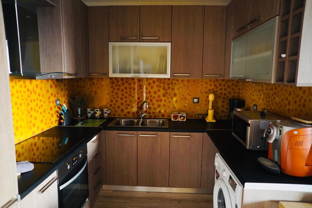 Urban Apartment Amaliada Ngoại thất bức ảnh